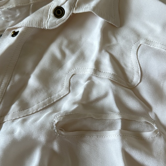 Beautiful vintage Moschino Jeans Button Down Blouse - Picture 5 of 13